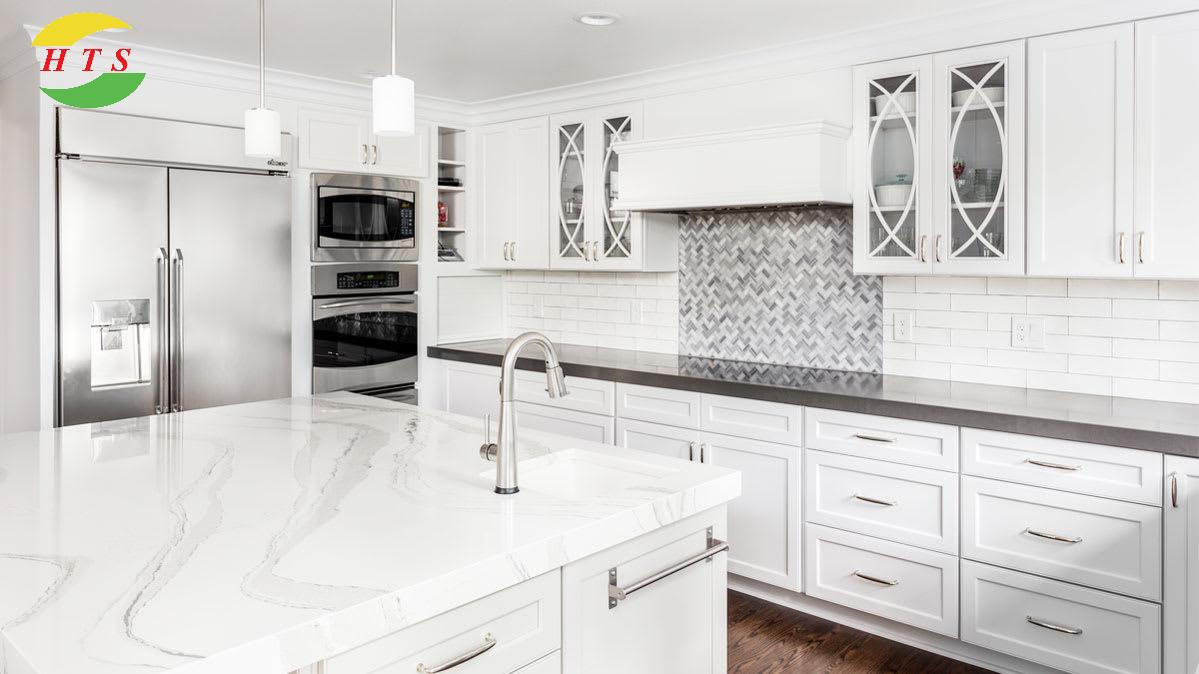 đá granite trắng ốp bếp